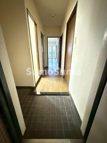 物件内観写真4　(玄関です)