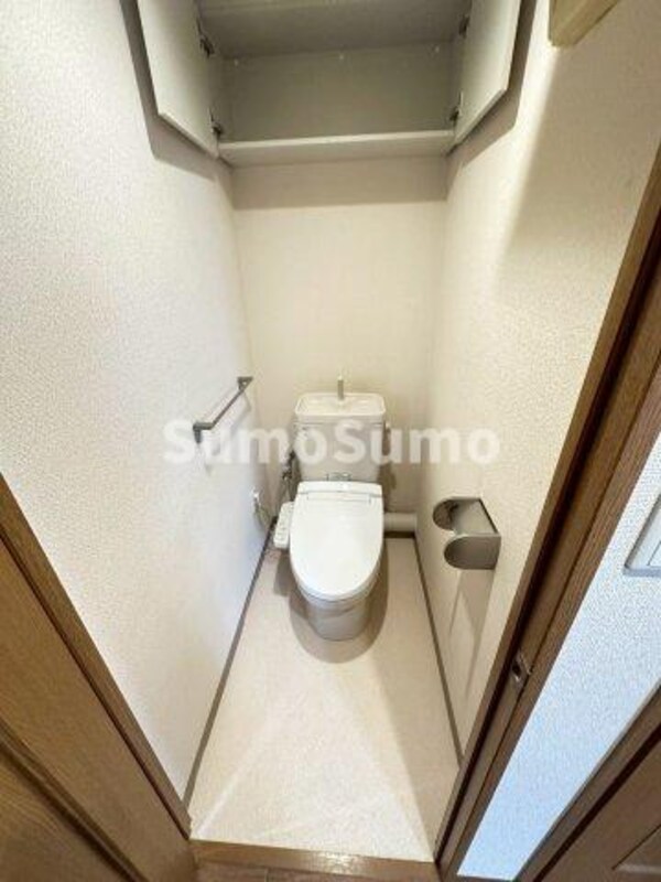 トイレ(コンパクトで使いやすいトイレです)