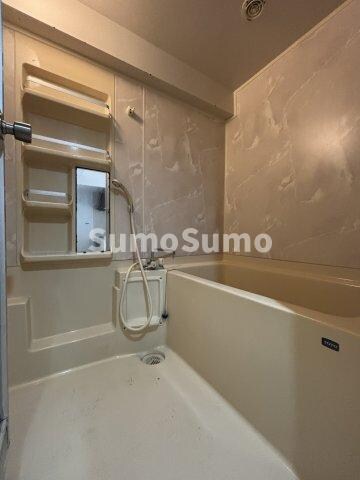 物件内観写真11　(きれいなお風呂です)