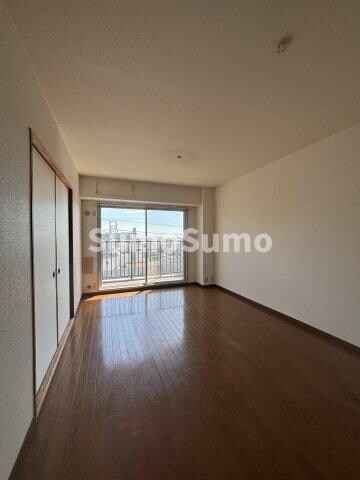 物件内観写真17　(使いやすいリビングです)