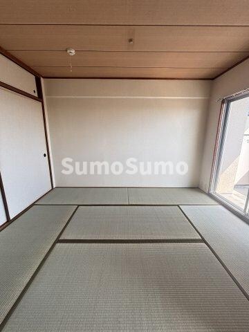 物件内観写真18　(和室、ちょっとしたくつろぎスペースにいかがでしょうか)