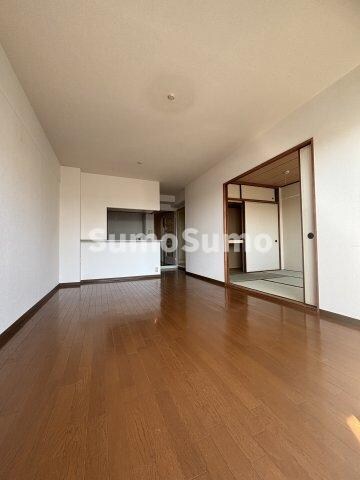 物件内観写真20　(使いやすい居間です)