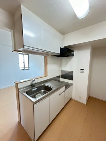 物件内観写真6　(使いやすいキッチンです)