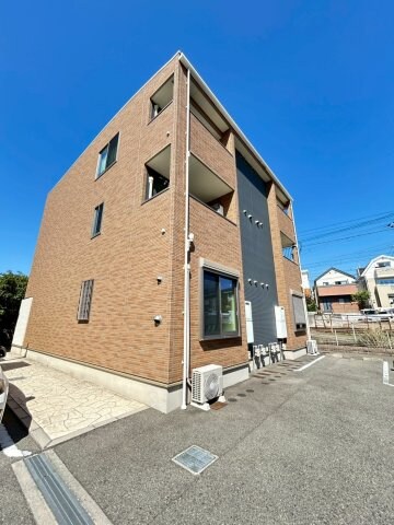 物件外観写真3　(外観も気になるポイント)