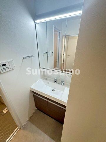 物件内観写真11　(脱衣スペースもあります)