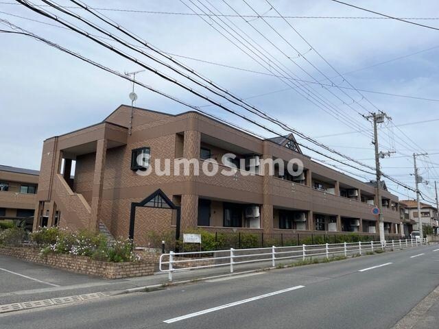 物件外観写真1　(外観です)