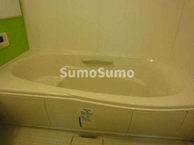 物件内観写真13　(落ち着いた空間のお風呂です)