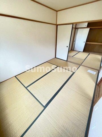 物件内観写真10　(きれいな和室です)