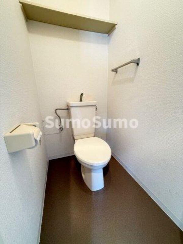 トイレ(シンプルで使いやすいトイレです)