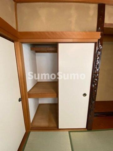 物件内観写真25　(たっぷりとした収納スペースです)