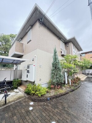 スペチアーレ外観写真