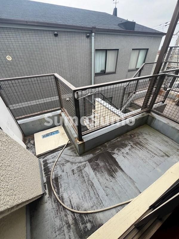 物件内観写真9　(バルコニーがあります)