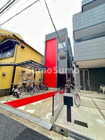 物件外観写真1　(おしゃれな外観です)