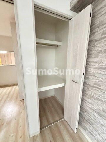 物件内観写真22　(ちょっとした収納スペースも充実しています)