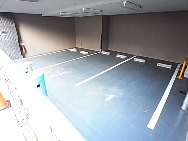 駐車場(駐車場完備です)