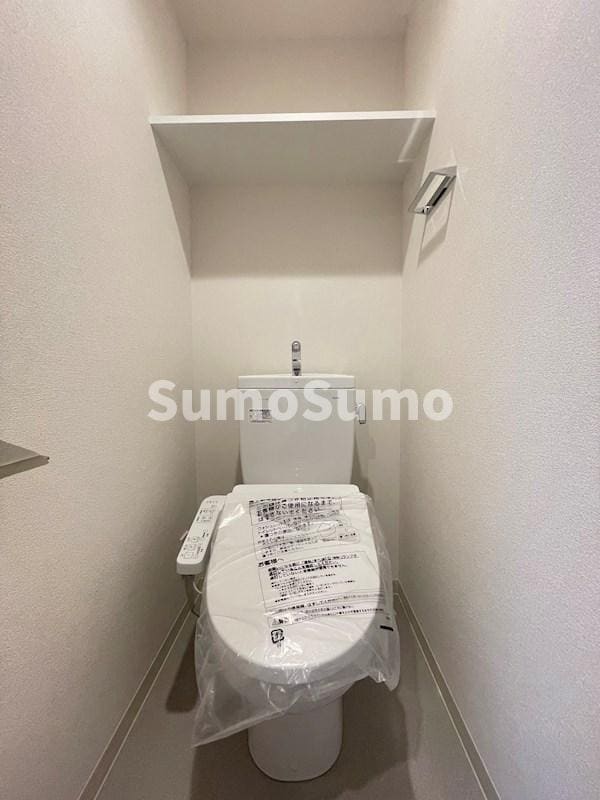 トイレ(コンパクトで使いやすいトイレです)