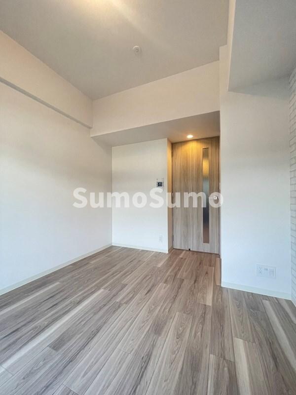 居室(おしゃれな居間です)