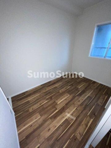 物件内観写真21　(ゆったりとした居間です)