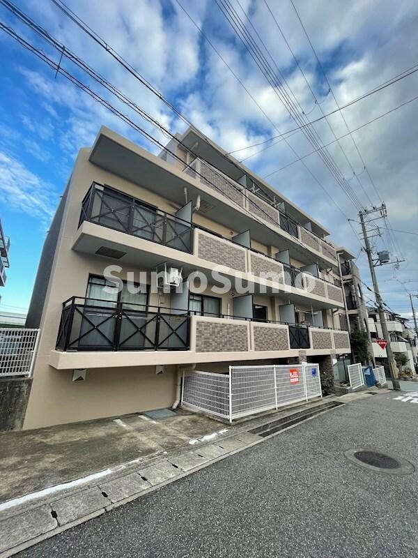 物件外観写真1　(外観も気になるポイント)