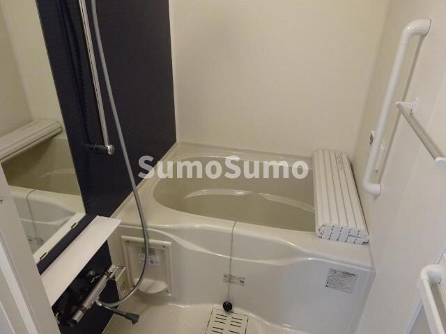 物件内観写真8　(日々の暮らしに欠かせないお風呂です)