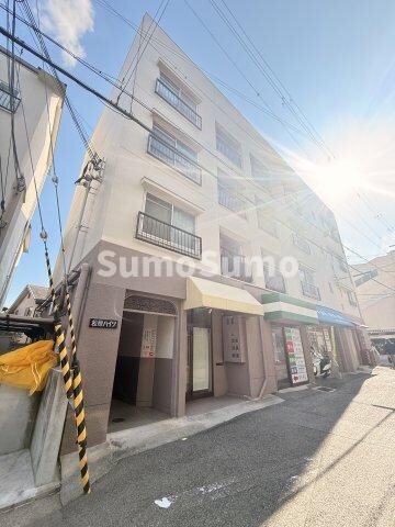 物件外観写真1　(外観も気になるポイント)