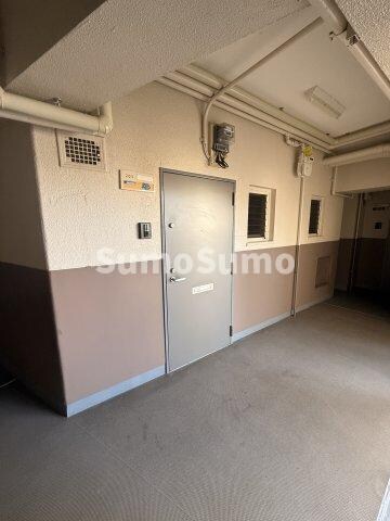 物件外観写真2　(ロビーです)