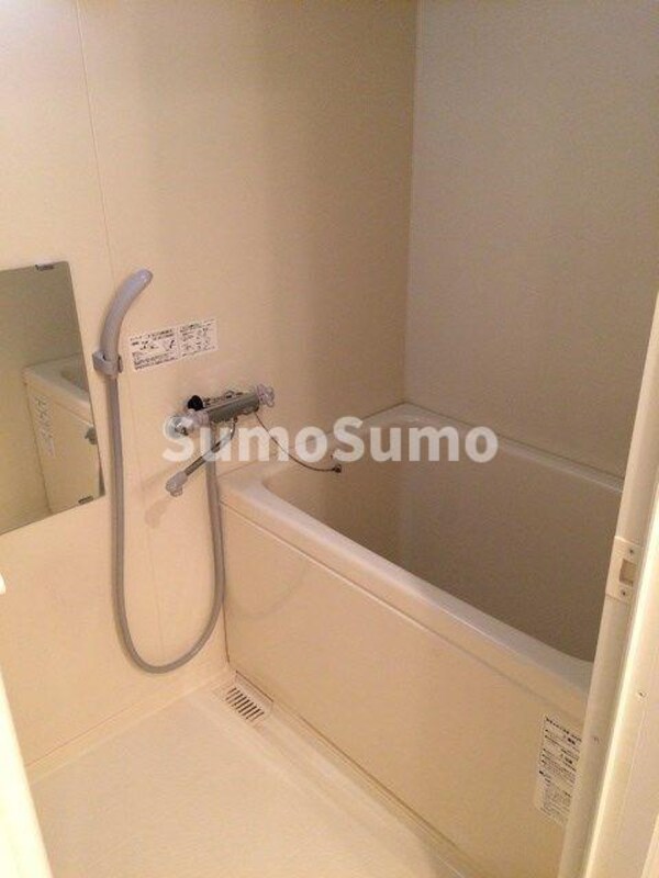 浴室(お風呂で日々の疲れを落としましょう)