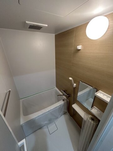物件内観写真5　(お風呂で日々の疲れを落としましょう)