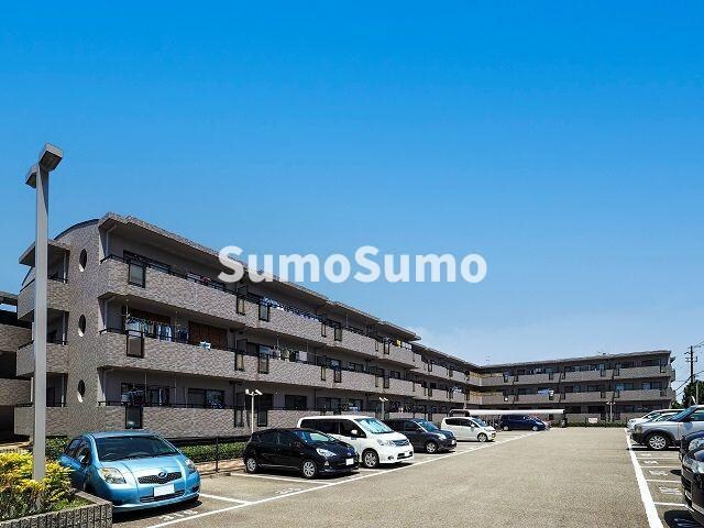 物件外観写真1　(外はこのようになっています)