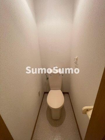 物件内観写真12　(落ち着いたトイレです)
