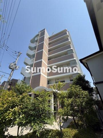 物件外観写真1　(外観もきれいです)