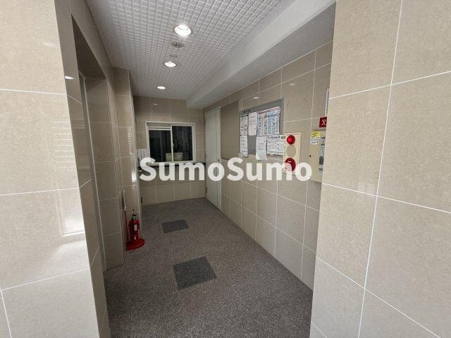 物件外観写真3　(ロビーです)