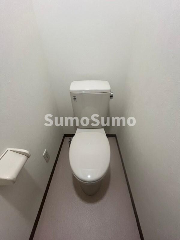 トイレ(シンプルで使いやすいトイレです)