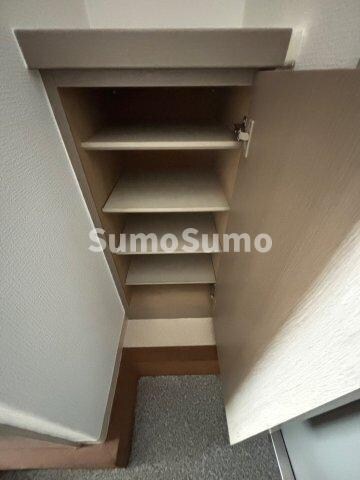 物件内観写真13　(収納スペース豊富です)