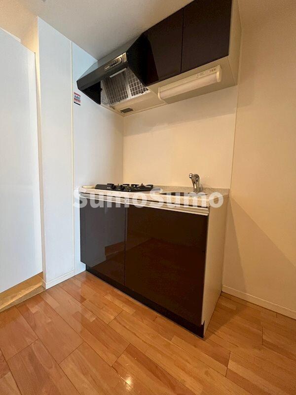 キッチン(コンパクトなキッチンで掃除もラクラク)