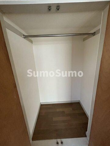 物件内観写真16　(収納豊富です)