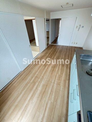 物件内観写真18　(使い勝手のいい洋室です)