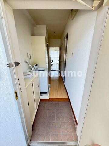 物件内観写真4　(きれいな玄関です)