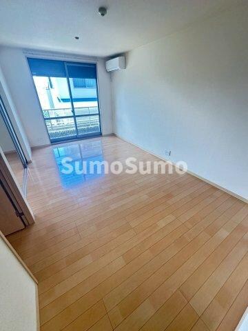 物件内観写真3　(居間です)