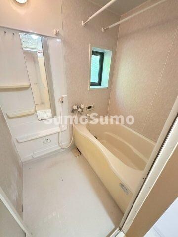 物件内観写真6　(コンパクトで使いやすいお風呂です)