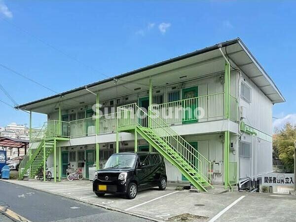 物件外観写真1　(おしゃれな外観です)