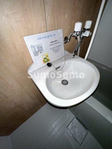 物件内観写真10　(使いやすい洗面所です)