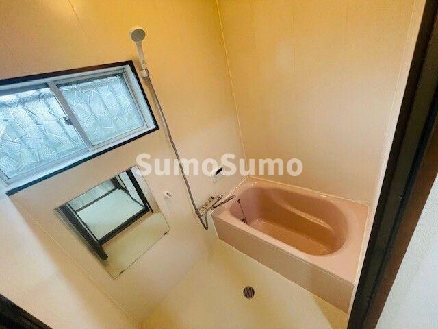 物件内観写真7　(コンパクトで使いやすいお風呂です)