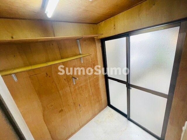 物件内観写真10　(収納スペース豊富です)