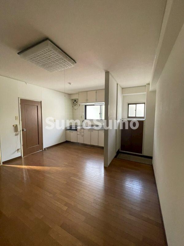 物件内観写真14　(使いやすい居間です)