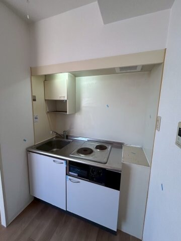 物件内観写真4　(お料理しやすいキッチンです)