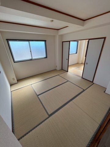 物件内観写真17　(落ち着いた雰囲気の和室付きです)