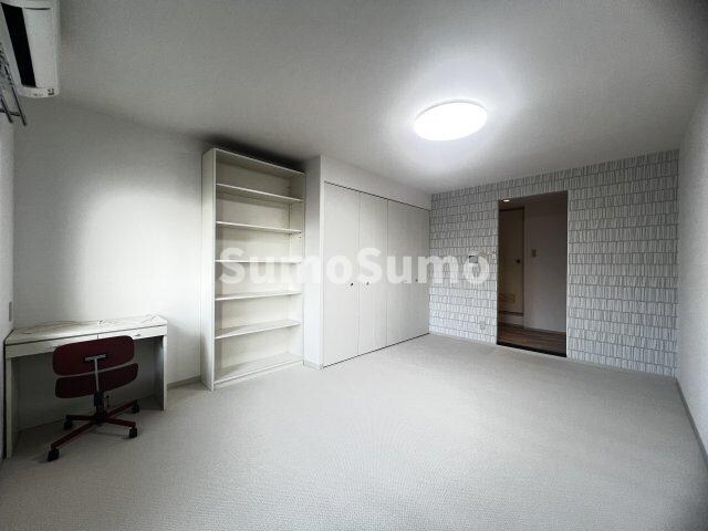 物件内観写真8　(使いやすいリビングです)