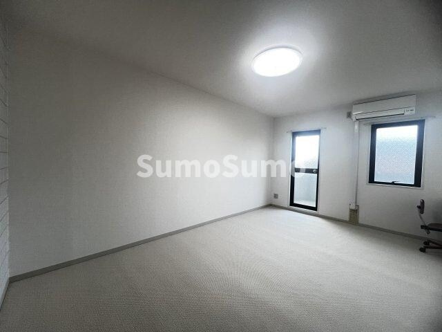 物件内観写真9　(リビングです)