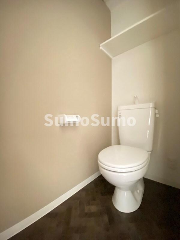 物件内観写真10　(清潔感のあるトイレです)